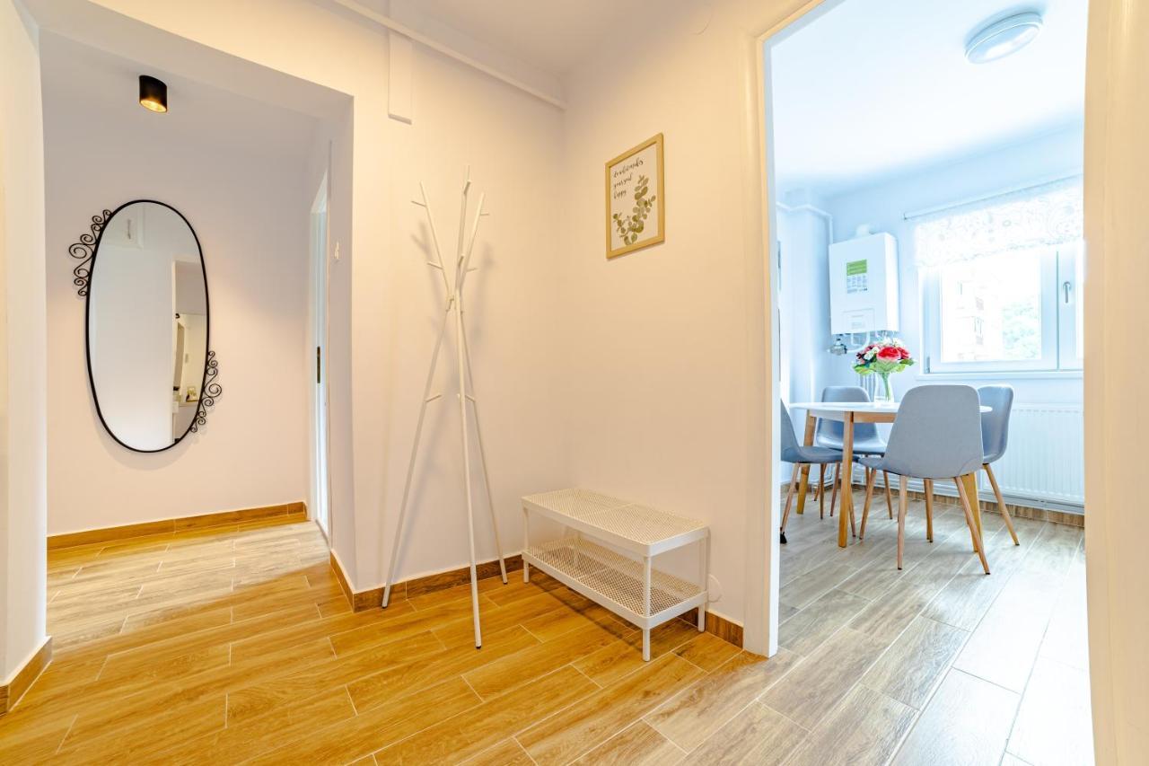 Mid-Term Rental Racadau Apartment Брашов Екстер'єр фото