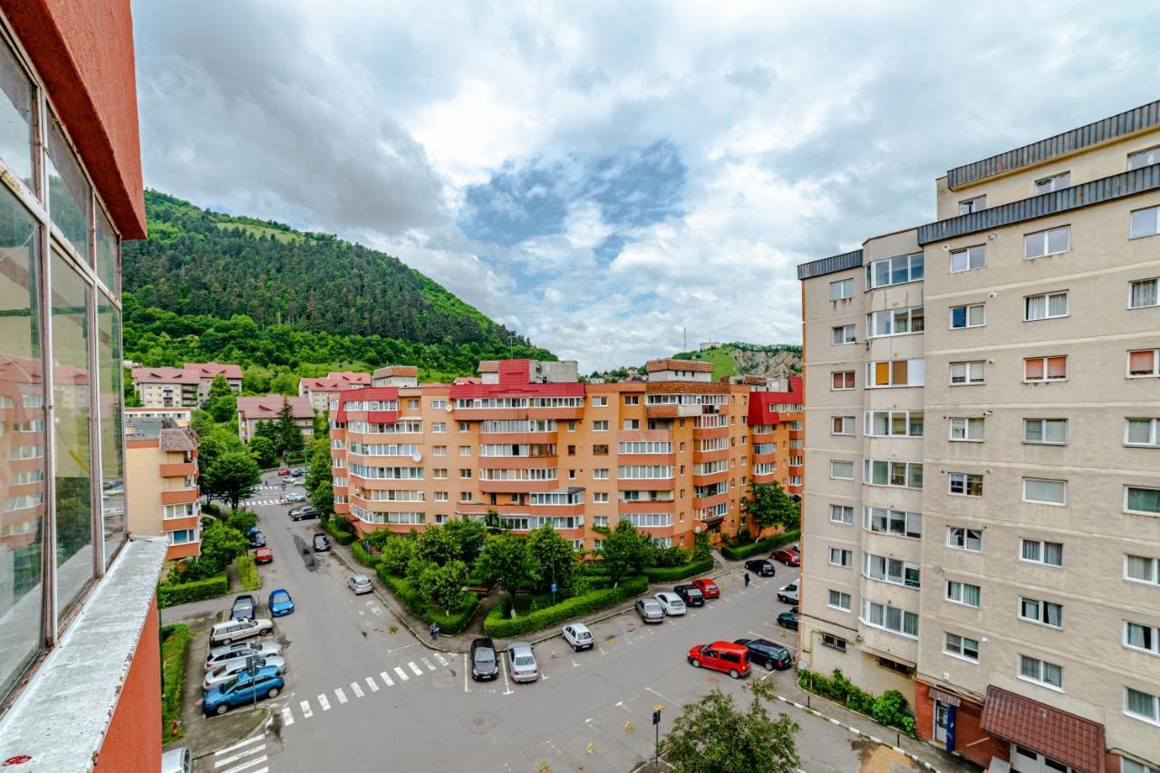 Mid-Term Rental Racadau Apartment Брашов Екстер'єр фото