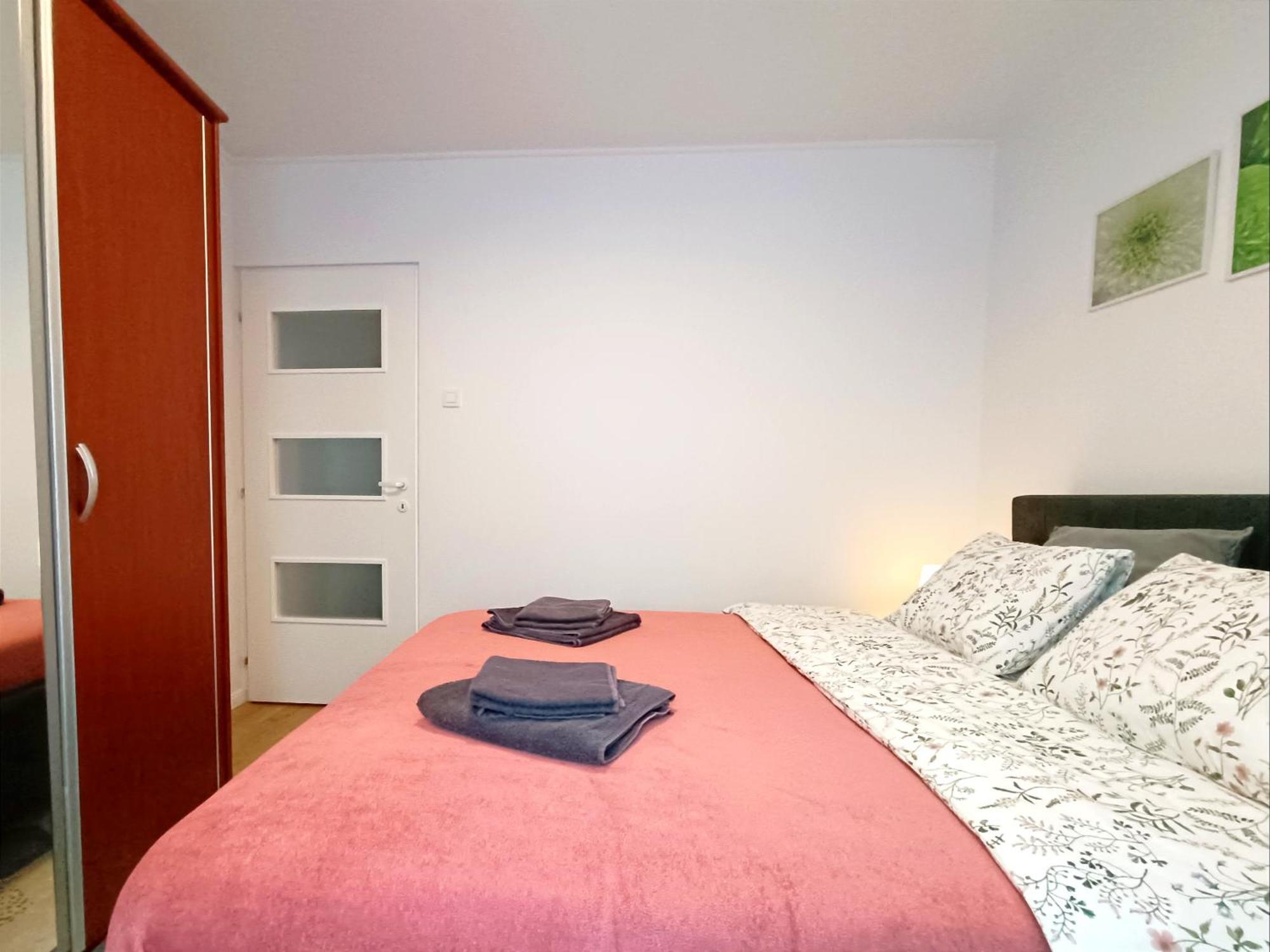 Mid-Term Rental Racadau Apartment Брашов Екстер'єр фото
